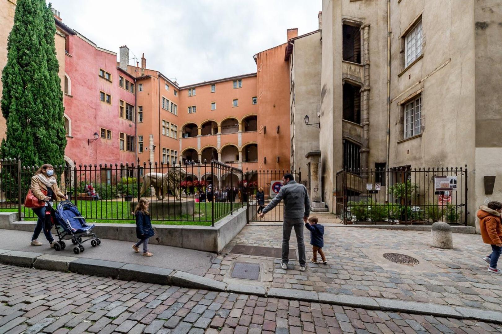 La Loge Des Avocats Du Vieux Lyon Ail Apartment ภายนอก รูปภาพ